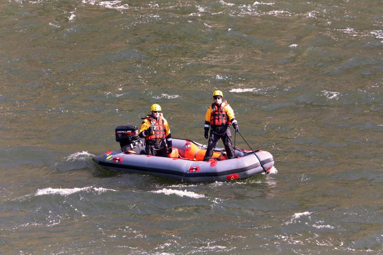 Two Diver in Boat